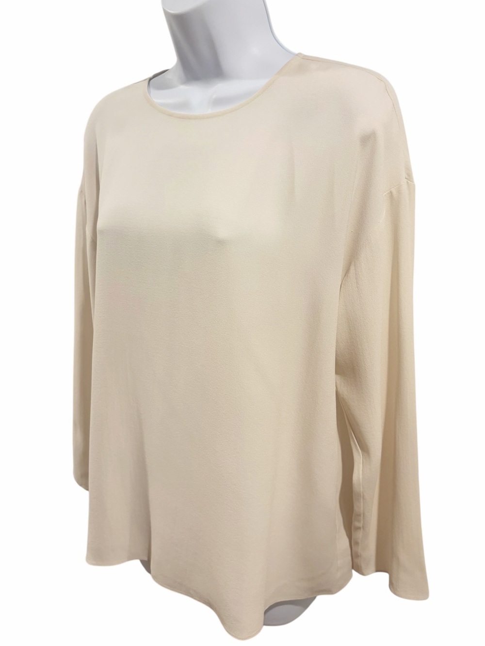 NWT Eileen Fisher Silk Crepe Georgette Round Neck Top Bone size Small